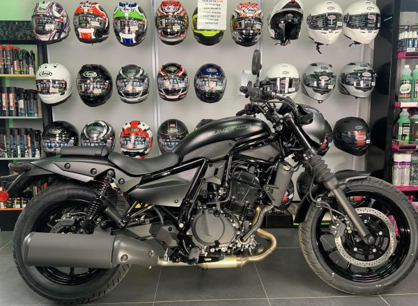 2024 KAWASAKI ELIMINATOR SE 0% FINANCE AVAILABLE SUBJECT TO STATUS
