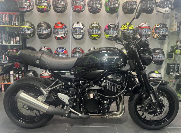 2026 KAWASAKI Z900RS BLACK BALL EDITION