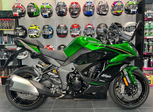 2025 KAWASAKI NINJA 1100SX SE INCLUDING £1000 OF GENUINE ACCESORIES + LOW RATE FINANCE OPTIONS