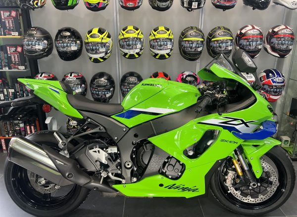2026 KAWASAKI ZX4RR PERFORMANCE IN METALLIC MATTE GRAPHENSTEEL