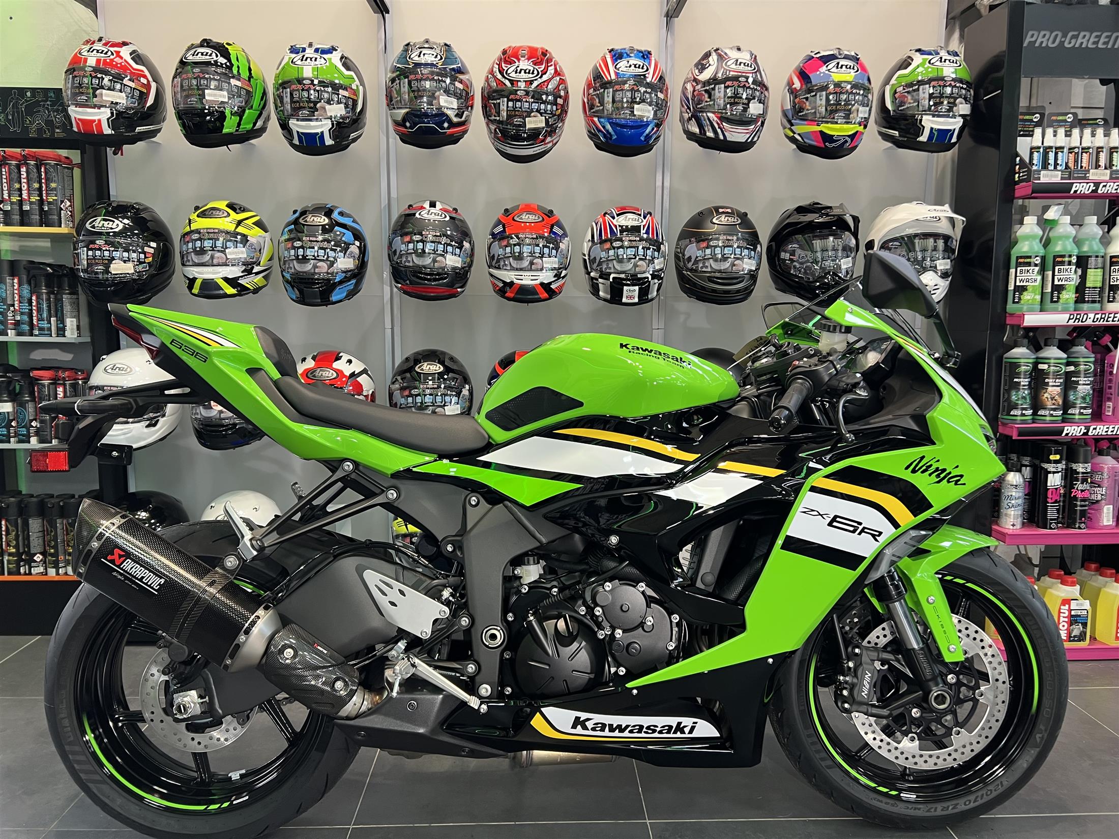 2025  KAWASAKI ZX6R PERFORMANCE IN LIME GREEN 0% FINANCE AVAILABLE
